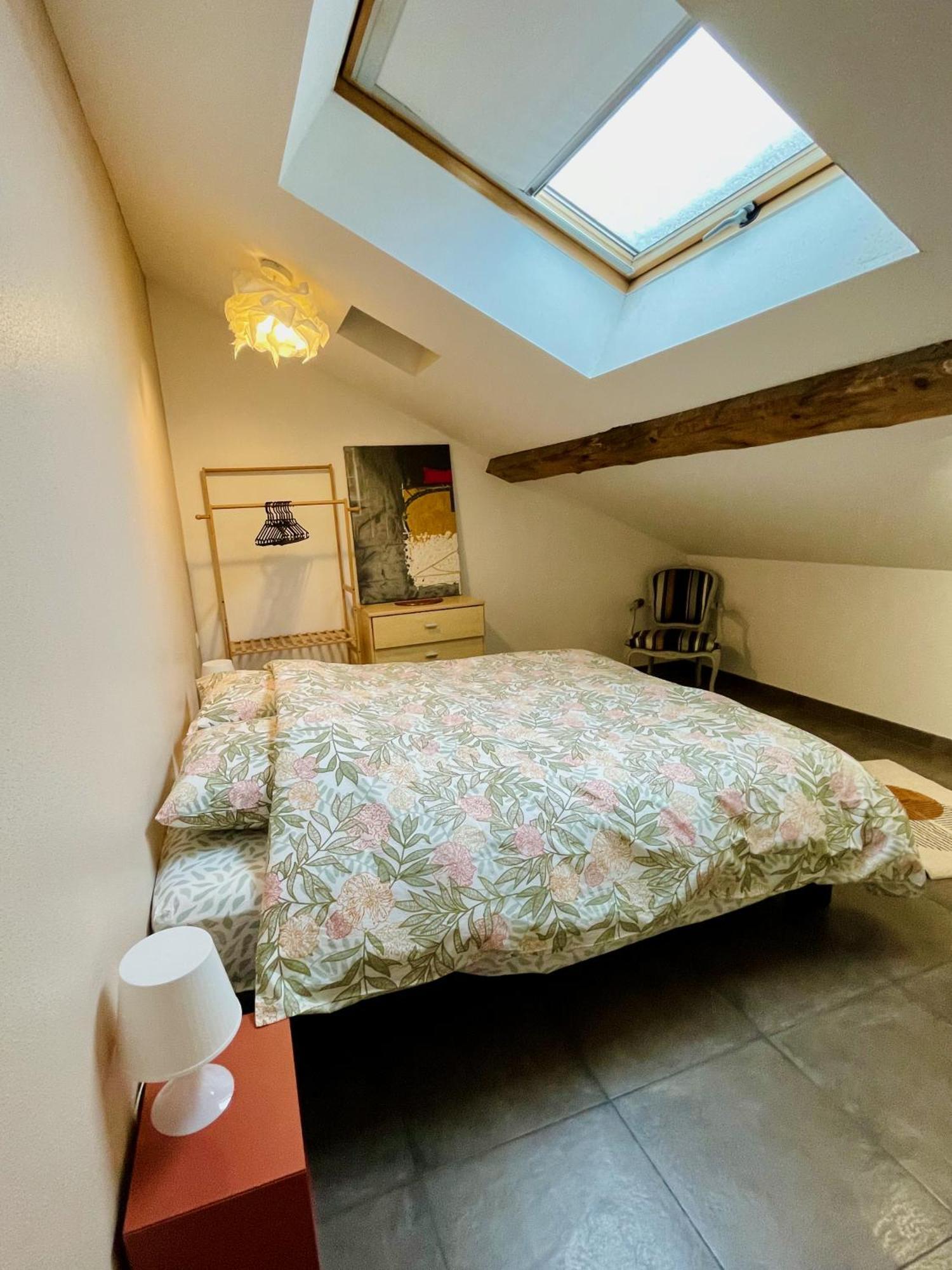 Апартаменты Duplex + Parking Gratuit Facile Sainte-Suzanne  Экстерьер фото
